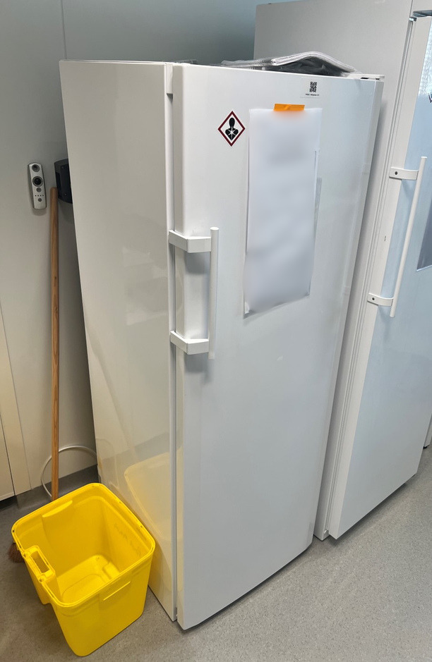 LIEBHERR K3645 - Refrigerator +5 °C